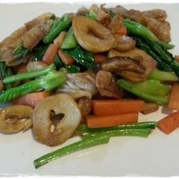 ผัดซีอิ้วเจ