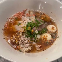 ก๋วยเตี๋ยวต้มยำหมูโบราณ