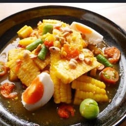 กะเพราหมูกรอบอ้าปาก