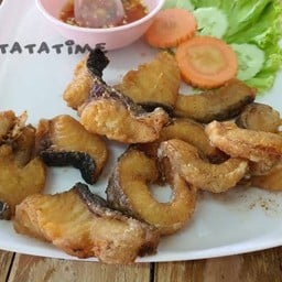 Deep Fried Kang Fish With Fish Sauce