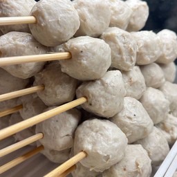 ลูกชิ้นเอ็นหมู