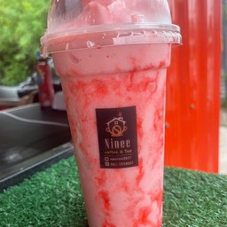 สตอเบอรี่นมสดปั่น