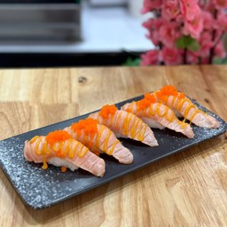 ซูชิแซลมอนเบิร์นไฟสไปซี่ 5คำ