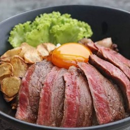 ข้าวหน้าเนื้อวากิวย่าง