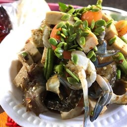 เหลาปูม้าหมูยอปลาร้า