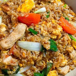 ข้าวผัดไข่รถไฟ(ใส่ซีอิ๋วดำ)
