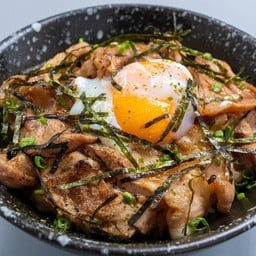 ข้าวหมูเทอริยากิไข่ออนเซ็น