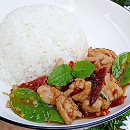 ข้าว กะเพราหมูชิ้น