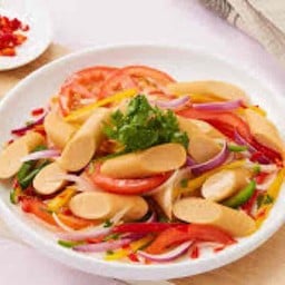 ยำไส้กรอก