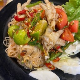 ตำเส้นเล็ก+ขาไก่