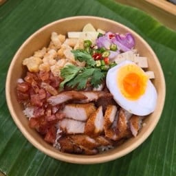 ข้าวขยำหมูทอด