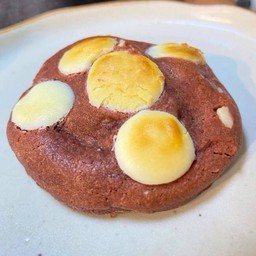 Red Velvet White Chocolate Soft Cookie 