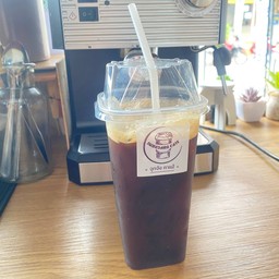 อเมริกาโนเย็น