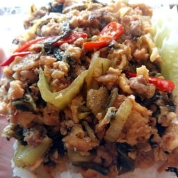 ผัดผักกาดดองหมูสับใส่ไข่รสชาติเปรี้ยวเค็มหวาน