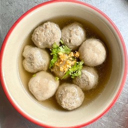 ลูกชิ้นหมูลวก 6 ลูก