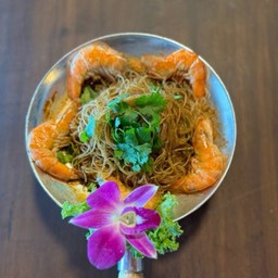 กุ้งอบวุ้นเส้น