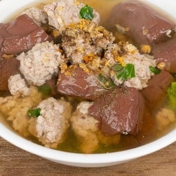 เกาเหลาเลือดหมูตลาดเช้า