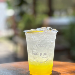 สับปะรดโซดา