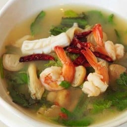 ต้มยำทะเลรวม  น้ำใส