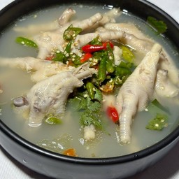 Super Chicken Feet
