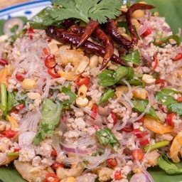 ยำวุ้นเส้นโบราณ