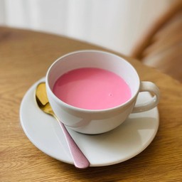 นมชมพูร้อน