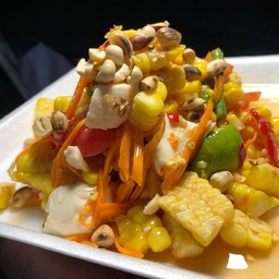 ตำข้าวโพดไข่เค็ม