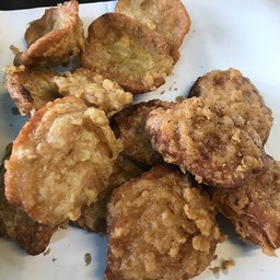 หมูทอด เจ 3 ชิ้น