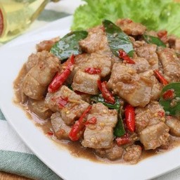 หมูชิ้นผัดกะปิ (เป็นกับ)
