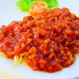 สปาเก็ตตี้ซอสไก่ 