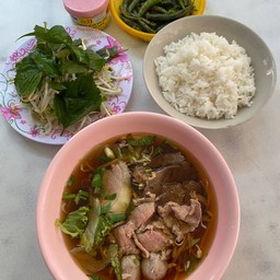 เกาเหลาเนื้อ ข้าวเปล่า