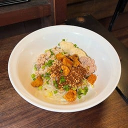 ก๋วยเตี๋ยวหมูต้มยำ