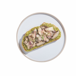 SM9 Avocado & Mushroom on Toast ขนมปังหน้าอโวคาโดและเห็ดผัด