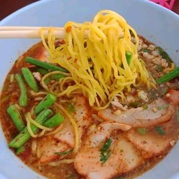 ก๋วยเตี๋ยวต้มยำหมูแดง