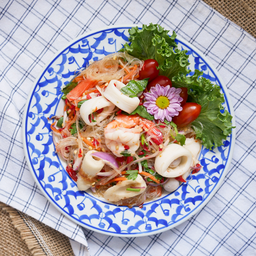 ยำวุ้นเส้นทะเล