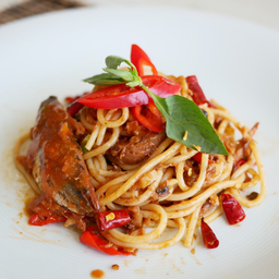 สปาเก็ตตี้ปลากระป๋อง