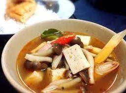 ข้าวสวย + ต้มยำเต้าหู้เจ