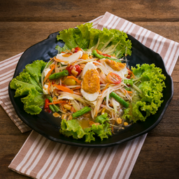 ส้มตำไทยไข่เค็ม