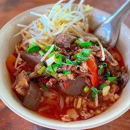 เกาเหลาน้ำเงี้ยว