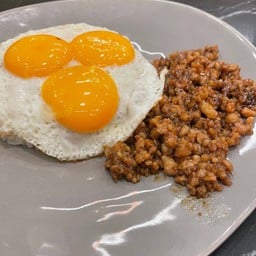 ไข่เยิ้ม (กับข้าว)