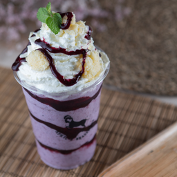 บลูเบอรี่ชีสเค้กเฟรปเป้