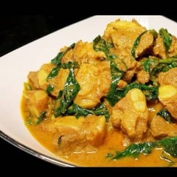 แกงคั่วกระดูกอ่อน