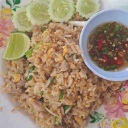 ข้าวผัดซีอิ๊วหมู