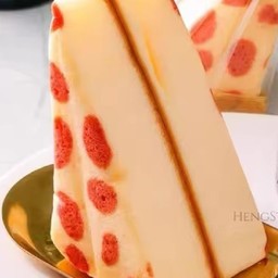 มูสเค้กไต้หวัน Ranli Demy  ลายจุดรสสตอเบอรี่