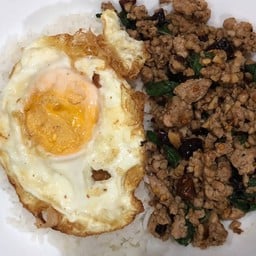 สามสหายขายทุกอย่าง