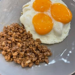 ข้าวไข่เยิ้มการะเกด