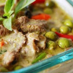 แกงเนื้อมะเขือพ่วง