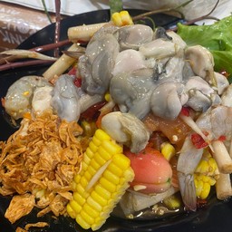 ตำเหลาสามเกลอ(กุ้งแซลม่อนหอยนางรม)