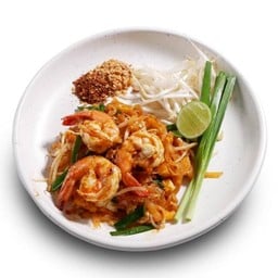 ผัดไทยเส้นจันท์กุ้งสด ไฟลุก