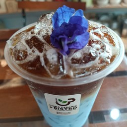 อัญชันลาเต้เย็น